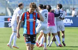 Il Catania s'&egrave; smarrito: fischi, maglie a terra e zero certezze. &laquo;Senza dignit&agrave;&raquo;