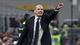 Allegri dopo il ko di Napoli: &laquo;Addio scudetto, dobbiamo difendere il posto Champions&raquo;