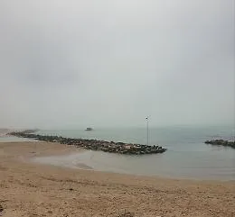 Scoglitti avvolta dalla "lupa di mare"