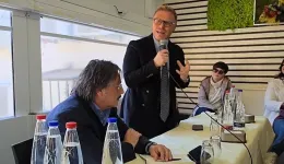 La Vardera non si ferma: un altro sindaco nel carrello, un'altra giunta di centrodestra in bilico