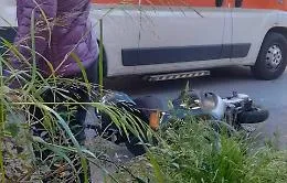 Modica, scontro tra auto e scooter in via Nazionale: ferito il centauro