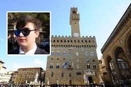 La gita scolastica a Firenze, il giro sulla bici elettrica e il malore fatale: cosa sappiamo sulla morte di Gerlando 