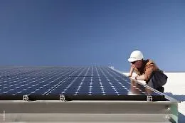 Caro energia, gli incentivi della Regione per nuovi impianti fotovoltaici sulle case: tutti i dettagli