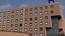 Anziana va in ospedale ma muore a casa dopo le dimissioni: indagini sulla lunga attesa e sulla carenza di organico