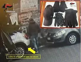 Ruba un'utilitaria a Viagrande, ma "firma" il furto e viene subito arrestato dai carabinieri