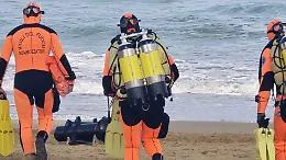 Lido di Noto, turista disperso in mare: Vigili del Fuoco e Capitaneria al lavoro
