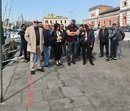 Fermo pesca sospeso, ma i pescherecci restano in porto: armatori annunciano proteste e possibile blocco dello stretto di Messina