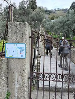 Scoperti tumuli centenari: sospesa la bonifica, via al recupero e alle concessioni
