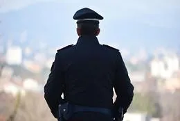&laquo;Pu&ograve; fare il poliziotto anche se non &egrave; abbastanza muscoloso&raquo;, il Consiglio di Stato d&agrave; ragione ad un ragazzo di Erice 