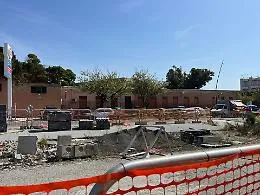Parcheggio Europa Ovest, ripartono i lavori: 80 posti in pi&ugrave; pronti per l'estate