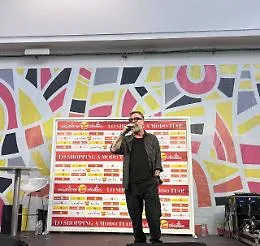 Masini con il "Perfetto Imperfetto" strega il pubblico siciliano