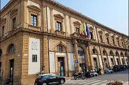 Caltanissetta, il Consiglio che esplode: accuse incrociate, richieste di dimissioni e una crisi politica che ormai investe le istituzioni