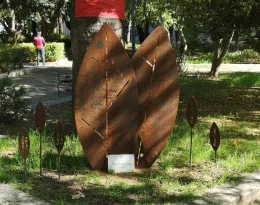 Profanata la memoria del "Giudice Ragazzino": Rubata la targa per Livatino nel Giardino dei Giusti