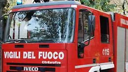 Modica, paura in centro: fiamme in un'abitazione vicino via Carlo Papa
