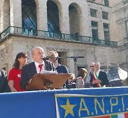 25 aprile, l'Anpi annuncia azioni legali contro Walker Meghnagi dopo le accuse di antisemitismo