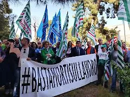 Sicurezza sul lavoro: i sindacati consegnano il manifesto alla Regione