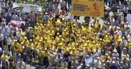 Meter da trent'anni al fianco dei bambini: il saluto di Papa Leone XIV in piazza San Pietro
