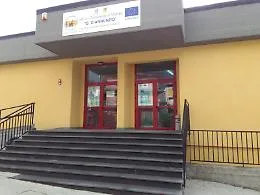 Motta Sant'Anastasia, accertato un caso di scabbia: chiusi per tre giorni tutti i plessi della scuola D'Annunzio