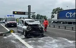 Incidente mortale sull'A21 vicino a Stradella: 69enne trapanese perde la vita nello scontro con una bisarca