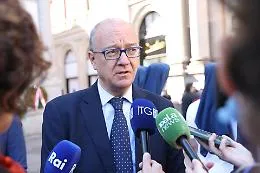 Lapsus di Valditara: "Mattarella ucciso dalle Brigate Rosse". Ma il vero scontro &egrave; sui numeri dello sciopero