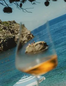 "Bartender per un giorno" a Villa Sant'Andrea: aperitivo solidale con il centro Tma 3.0