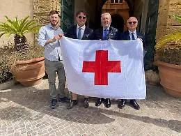 Agrigento celebra la Croce Rossa: la bandiera esposta al Palazzo di Citt&agrave;