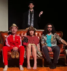 Teatro Coppola: "L'ospite vuoto" metafora del tempo