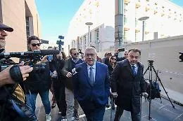 Cuffaro e la sanit&agrave;: ecco perch&eacute; il gip ha archiviato "talpe", politici e imprenditori