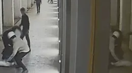 "Io, accoltellato a Milano da una baby gang, ho quasi perso me stesso e l'uso delle gambe. Ma non mi arrendo"
