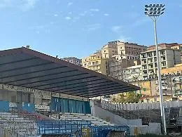 L'Esseneto brilla di nuova luce: installati i fari sulla tribuna coperta