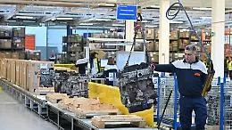 Produzione industriale Italia in crescita a marzo ma il trimestre resta negativo