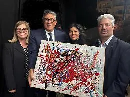  Il Primo Maggio di Raffadali lascia il segno: un quadro astratto per Giusy Ferreri