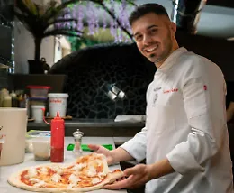 Giuseppe Pavone, un pizzaiolo moderno nel rispetto della tradizione: &laquo;Farine scelte, giuste lievitazioni e tanto amore i miei segreti&raquo;