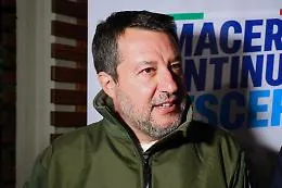 Salvini cavalca la rabbia dopo Modena, e propone: &laquo;Revoca del permesso di soggiorno per chi delinque&raquo;