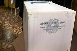 A Enna corsa a tre per la poltrona di sindaco: Crisafulli sfida il centrodestra unito, Fiammetta &egrave; la sorpresa civica