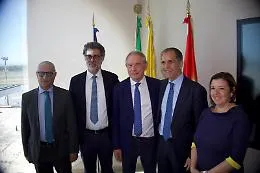 Privatizzazione aeroporti Catania e Comiso, Urso: &laquo;Momento giusto per un hub del Mediterraneo&raquo;