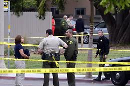 Sparatoria al centro islamico di San Diego: almeno due morti e diversi feriti, morti i due assalitori