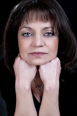 Serena stasera: il teatro &egrave; la mia bambola preferita &mdash; omaggio a Serena Barone