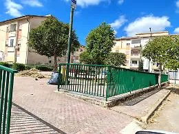 Favara rinasce con il "Progetto Dedalo": residenti e bambini colorano piazza Nicol&ograve; Gallo