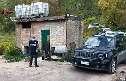 Discarica abusiva con lastre di amianto in un terreno dell'Inps: denunciata una 38enne 