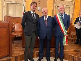 Dall'infanzia ad Agrigento ai palazzi del Governo: la cittadinanza onoraria a La Loggia