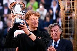 Sinner, il re sbarca a Parigi: un tabellone per fare la storia anche al Roland Garros