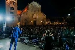 Quattro piazze e poi il silenzio: Messina al voto tra scontri, ricorsi e l'ultimo assalto