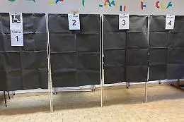 Rumore dello smartphone tradisce elettore a Randazzo: denunciato e indagato per voto di scambio