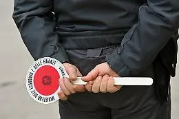 Fatture inesistenti, bilanci falsificati e trasferimenti di proventi all'estero: sequestrati 800mila euro a due societ&agrave; di impiantistica
