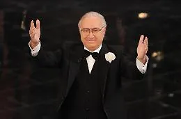 Pippo Baudo, il documentario slitta: perch&eacute; la Rai rinvia l&rsquo;omaggio per i 90 anni del re della tv