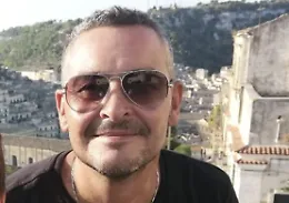 Modica, muore a 51 anni. L'intera comunit&agrave; locale &egrave; rimasta attonita