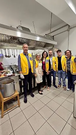 Solidariet&agrave; ad Agrigento: i giovani del Leo Club in cucina per gli ospiti della &ldquo;Locanda di Maria&rdquo;