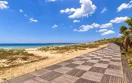 Spiagge a misura di bambino, Menfi conquista la Bandiera Verde 2026: &egrave; record in Sicilia