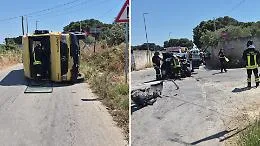Scontro scuolabus-auto, 19 feriti: conducente senza patente e assicurazione, a bordo la moglie incinta e 5 bambini